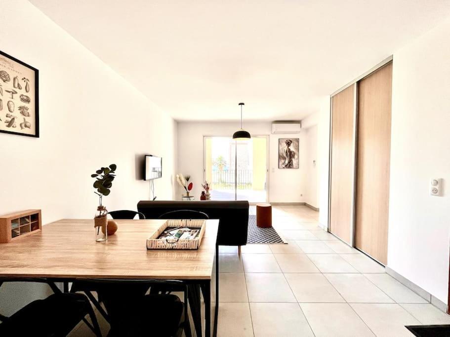 Appartement Neuf Avec Terrasse Сен-Флоран Екстер'єр фото